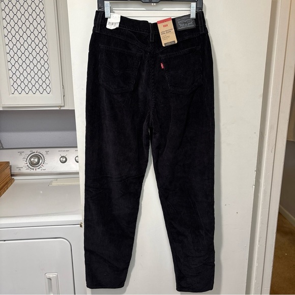 NWT Levi's High Waisted Black Tapered Corduroy Mom Jeans Pants Size 30 X 30 - Picture 4 of 13